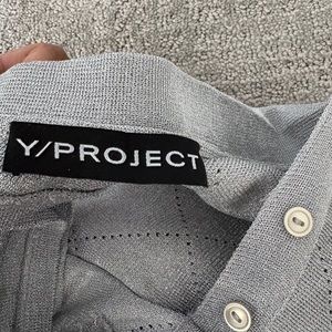 Silver colored Y/project top